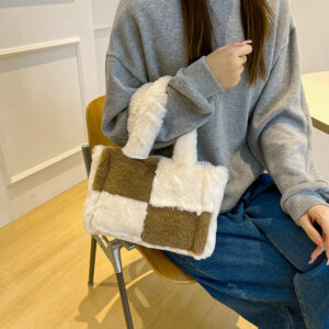 Alternative view of Simple Large Capacity New Lamb Wool Bag For Women