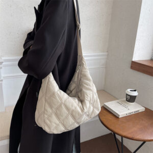 Alternative view of Women's Fashion Versatile Simple Large-capacity Rhombus Crossbody Bag