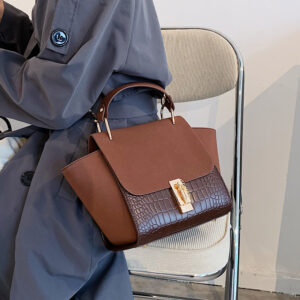 Alternative view of New Trendy Korean Fashion Messenger Handbag