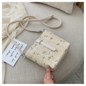 Alternative view of Straw bucket bag lace embroidery