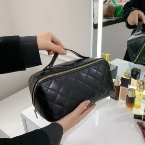 Cosmetic Bag Shell Portable Women