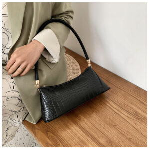 Alternative view of Temperament baguette shoulder bag