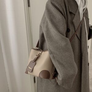 Versatile Messenger Bag Ladies Trendy Fashion Contrasting Colors