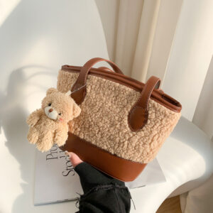 Alternative view of Fashion New Plush All-match One-shoulder Armpit Bag