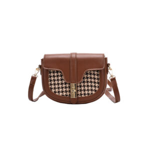 Alternative view of Contrast single shoulder crossbody saddle bag