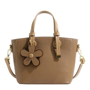 Alternative view of Retro Large Capacity Women's Cross-body Bag Fashion