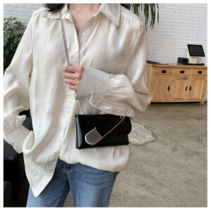 Alternative view of Pin chain shoulder bag