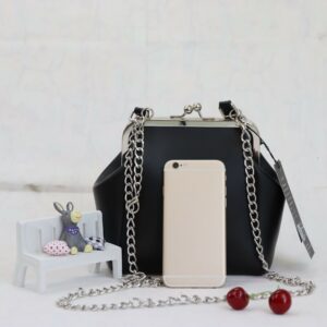 Alternative view of Retro Clip Bag Shoulder Crossbody Handbag