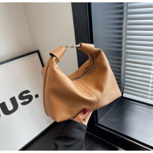 Alternative view of Simple Texture Single Shoulder Crossbody Korean Style Fashion Fashion High Sense Underarm Bag