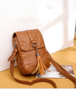 Retro Messenger Small Bag Soft Leather Sense One-shoulder Fashion Large-capacity Multi-layer