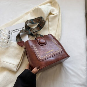 Alternative view of Retro All-match Commuting One-shoulder Crossboby Bag