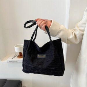 Alternative view of Fashion Chain Shoulder Bag Large Capacity