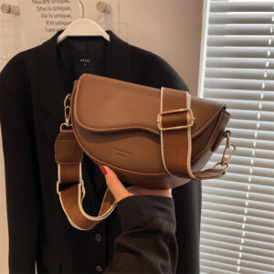 Alternative view of Popular Retro Easy Matching Crossbody Bag