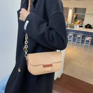 Retro Caramel Saddle Bag Simple New Style