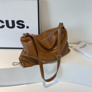 Alternative view of New Fashion Advanced Texture Commuter Messenger Bag