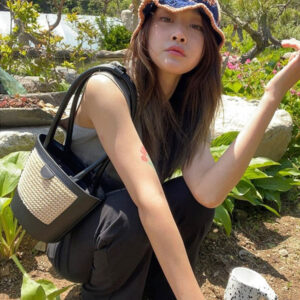 Alternative view of Women's Fashion Straw Leather Contrast Color Shoulder Bag