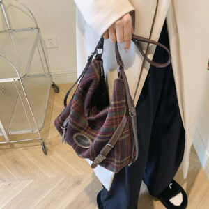 Alternative view of Simple And Portable Fashion Underarm Crossbody Bag