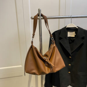 Alternative view of Commuting Western-style Cross-body Tote Bag