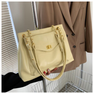 Alternative view of Fashion Net Red Chain Single Shoulder Crossbody Large Bag