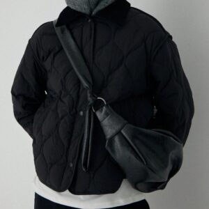 Alternative view of Simple Pleated Knotted Large Capacity Retro Leather Croissant