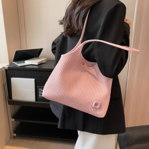 Shoulder Niche Women New Fashion Commuter Western Style Hand Carrying