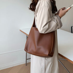 Alternative view of Versatile Large Capacity Women's Bucket Bag Retro Crossbody Japanese One Shoulder