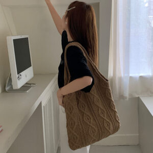 Alternative view of Retro Knitted Bag Handmade Wool Weaving