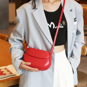 Alternative view of Candy Color Cute Shell Bag Ins Fashion Saddle Bags Women Shoulder Messenger Bag