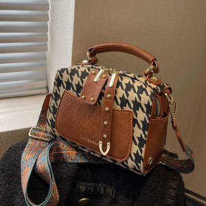 Alternative view of Contrast Color And Versatile Crossbody Bag Small Square Bag
