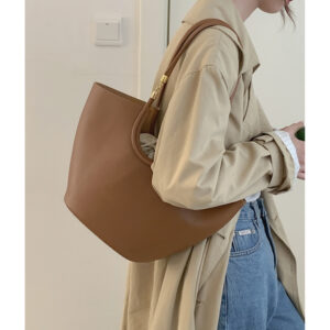 Alternative view of High-grade High-capacity Portable Shoulder Bag