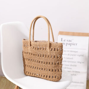 Alternative view of Korean Style New Straw Woven Hollow One-shoulder Woven Bag