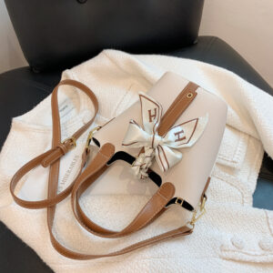 Alternative view of French Niche All-match Retro Bucket Handbag