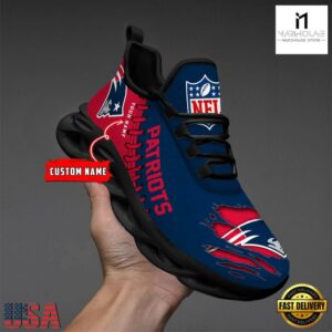 Personalized NFL New England Patriots Max Soul Shoes NFL Gifts 8 Custom Name NFL New England Patriots Max Soul Shoes