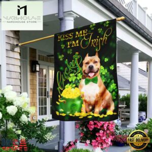 Pit Bull Kiss Me I'm IrishHouse And Garden Flag Decor