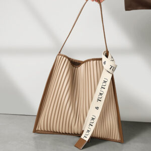 c2c43535 3d64 4a75 8bca edc8957640b1