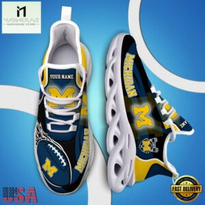 Custom Name Michigan Wolverines NCAA Team Sport Max Soul Shoes