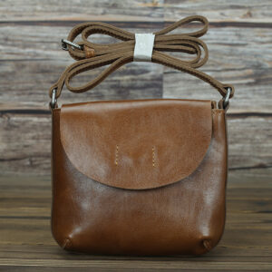 Alternative view of Retro Simple Leather Crossbody Bag For Women