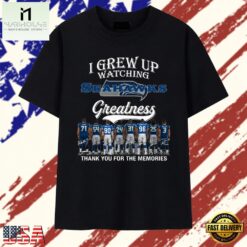 I Grew Up Watching Seahawks Greatness Signatures Graphic T Shirt, Stylish 2D Graphic Shirt I Grew UP Watching Seahawks Greatness Signatures Graphic T Shirt