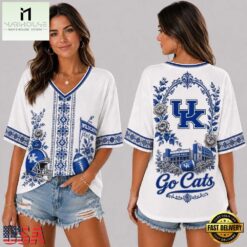 Kentucky Wildcats NCAA Collegiate Pride Collection V Neck T Shirt, NCAA College V Neck Tee Kentucky Wildcats Ncaa Collegiate Pride Collection V Neck T Shirt